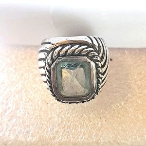 Beautiful Aquamarine size 7 dome ring